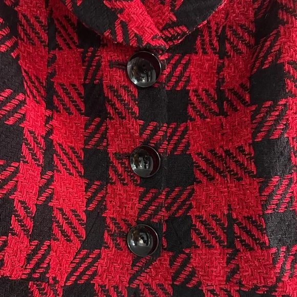 Coldwater Creek Red & Black Plaid Button Up Jacket Size 8 Womens - Picture 2 of 5